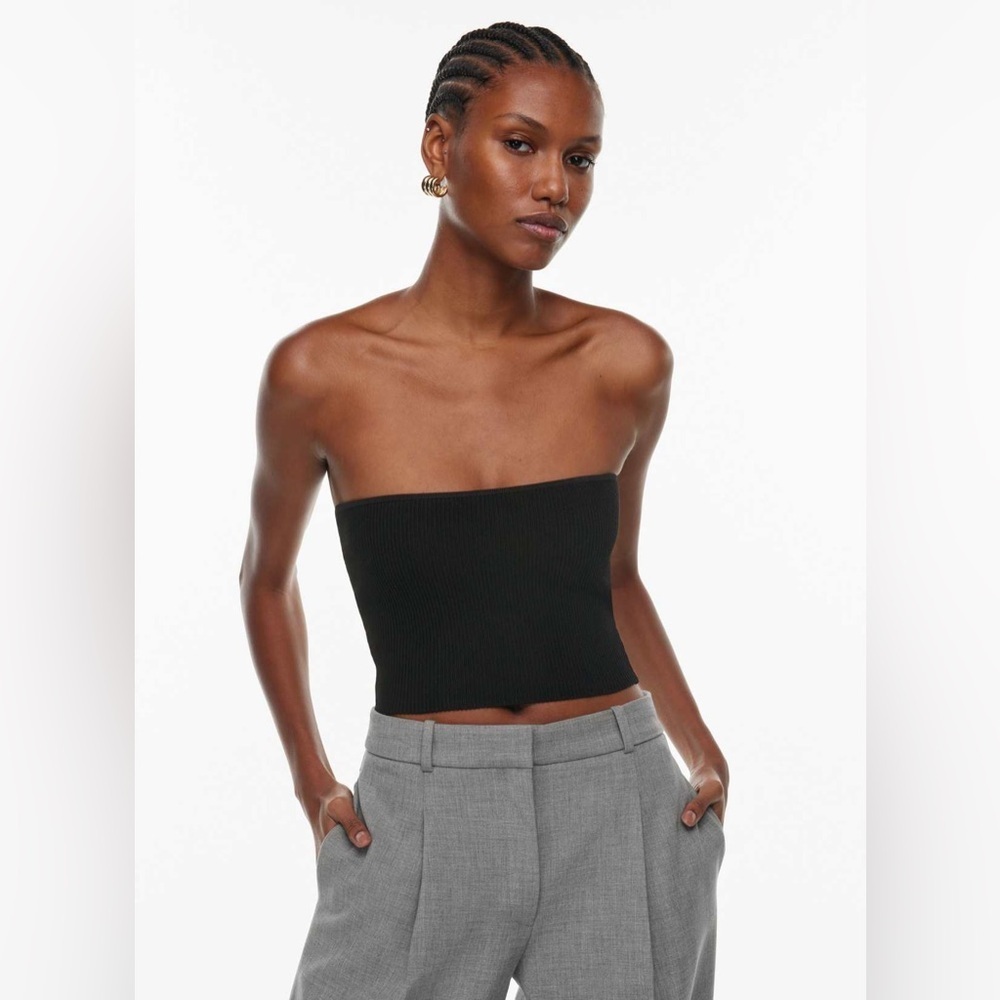NWOT Aritzia Babaton SCULPT KNIT CROPPED TUBE TOP - Black